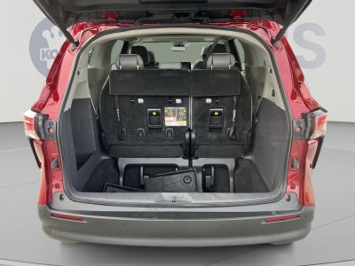 2022 Toyota Sienna XLE