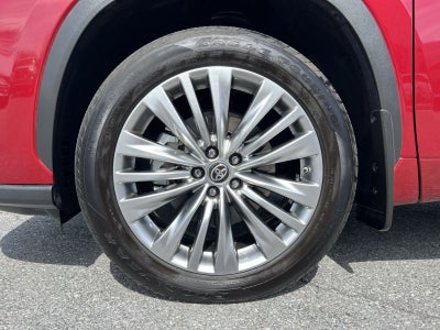 2024 Toyota Highlander Platinum