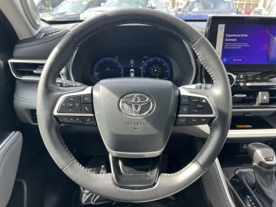 2024 Toyota Highlander Platinum