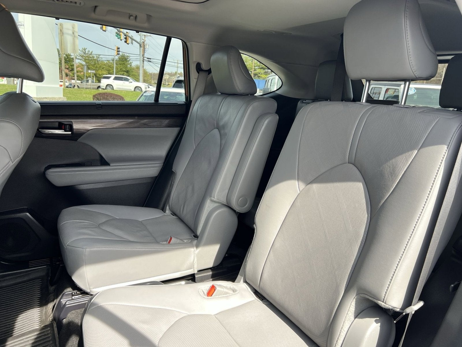 2024 Toyota Highlander Platinum