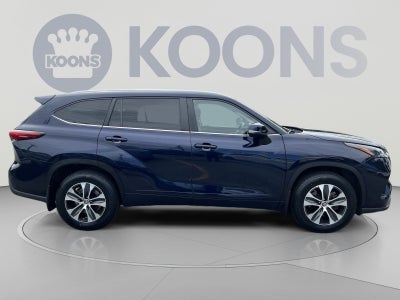 2023 Toyota Highlander XLE