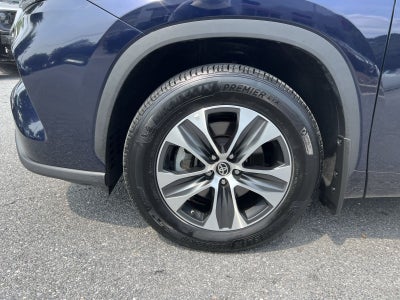 2025 Toyota Highlander XLE