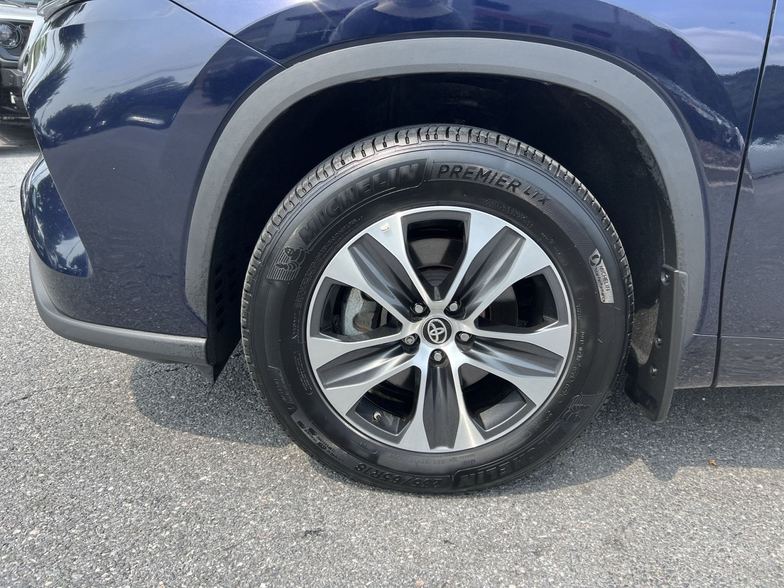 2025 Toyota Highlander XLE