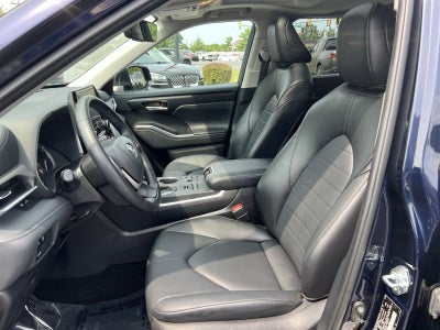 2025 Toyota Highlander XLE