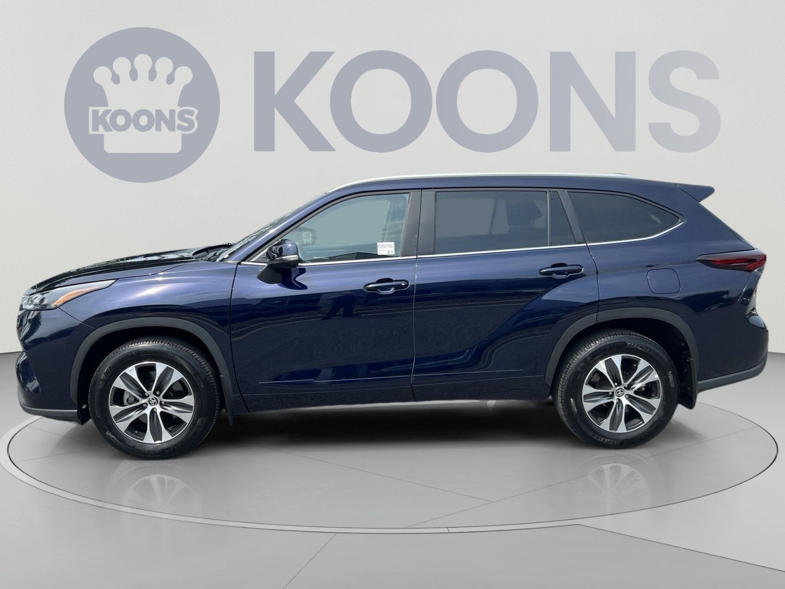 2025 Toyota Highlander XLE