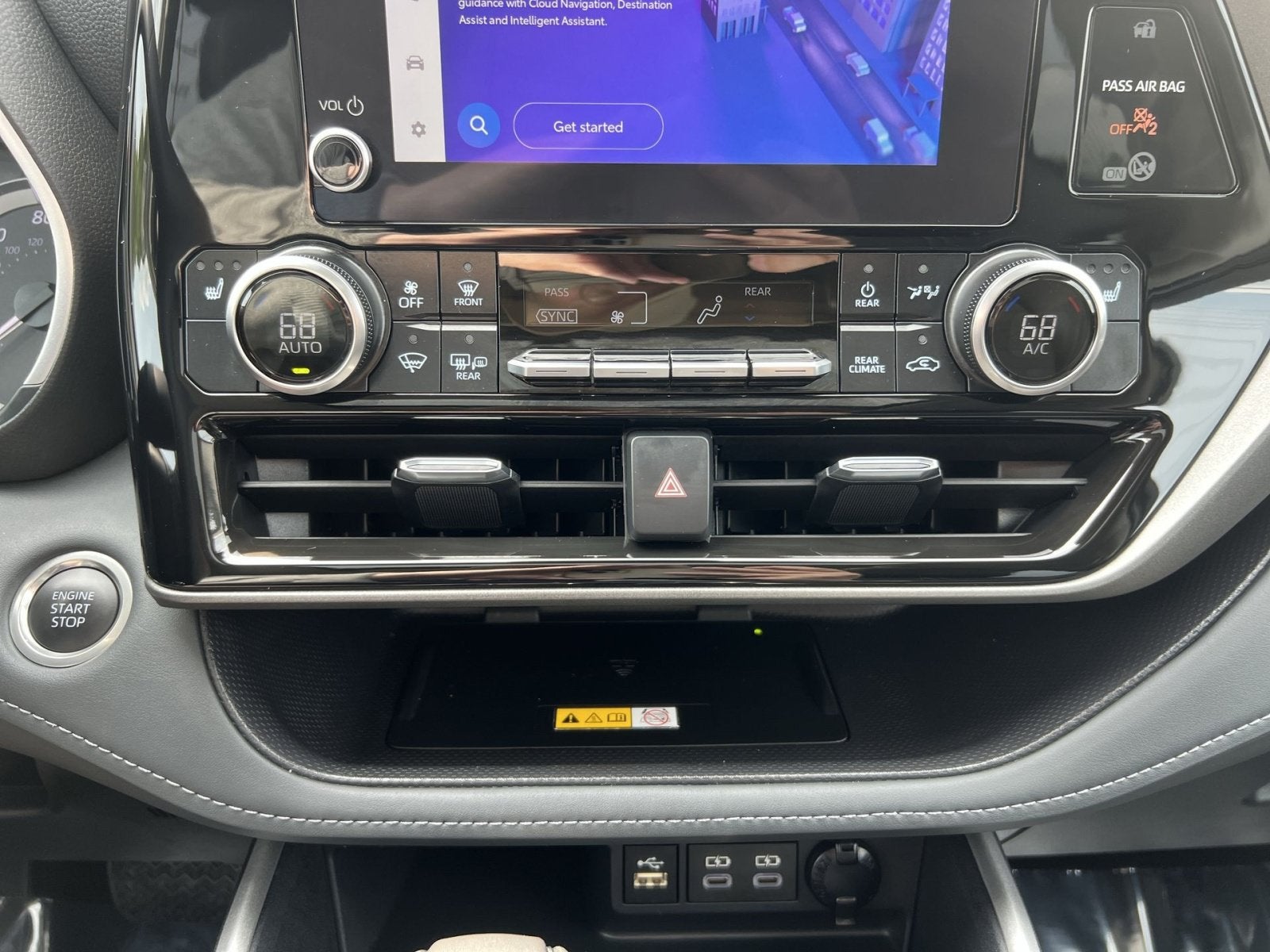 2025 Toyota Highlander XLE