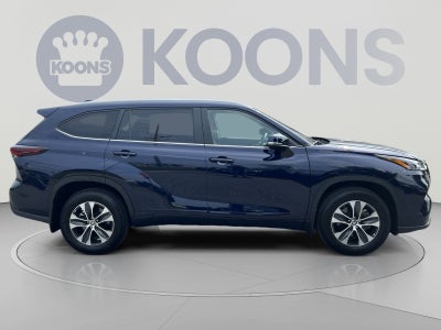 2025 Toyota Highlander XLE