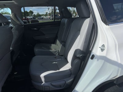 2023 Toyota Highlander XLE