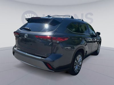 2023 Toyota Highlander Platinum