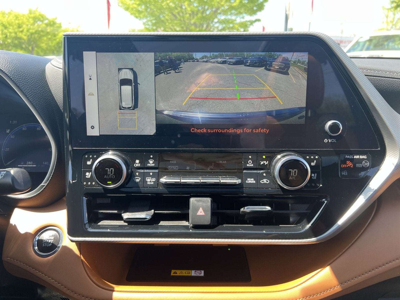 2023 Toyota Highlander Platinum