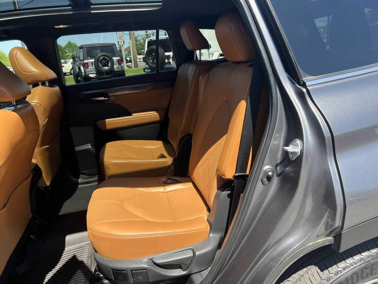 2023 Toyota Highlander Platinum