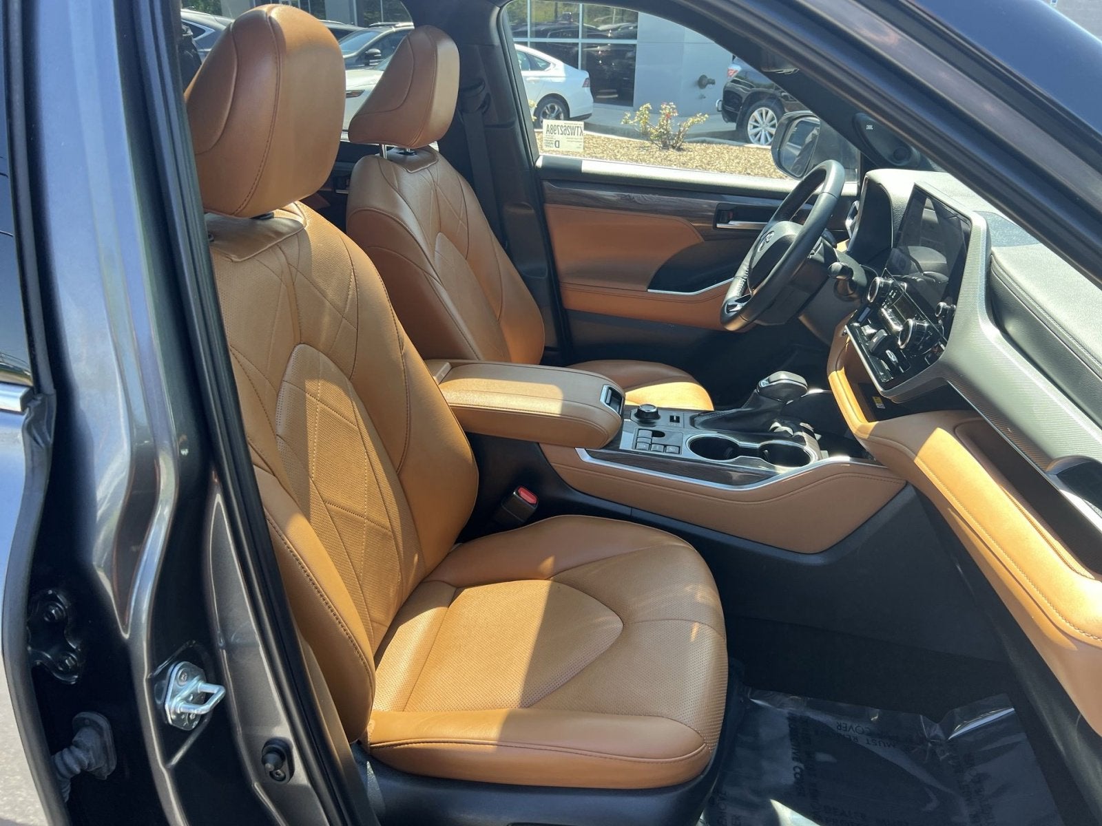 2023 Toyota Highlander Platinum