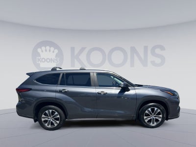 2023 Toyota Highlander XLE