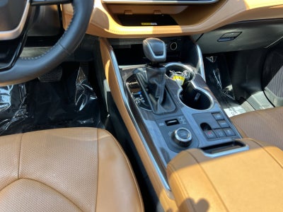 2023 Toyota Highlander Platinum