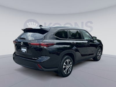 2024 Toyota Highlander XLE