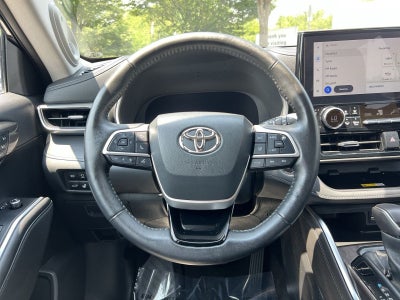 2023 Toyota Highlander Limited