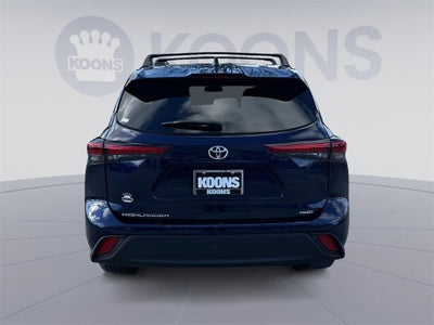 2023 Toyota Highlander L