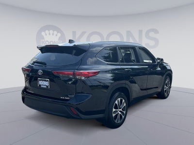 2023 Toyota Highlander XLE