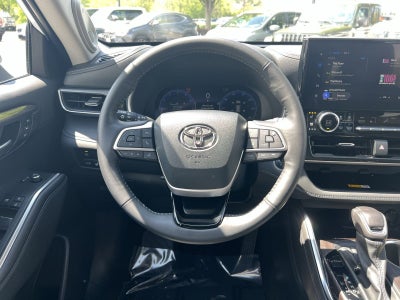 2024 Toyota Highlander Limited