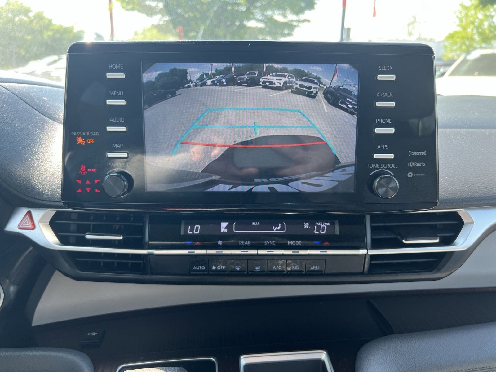 2022 Toyota Sienna LE