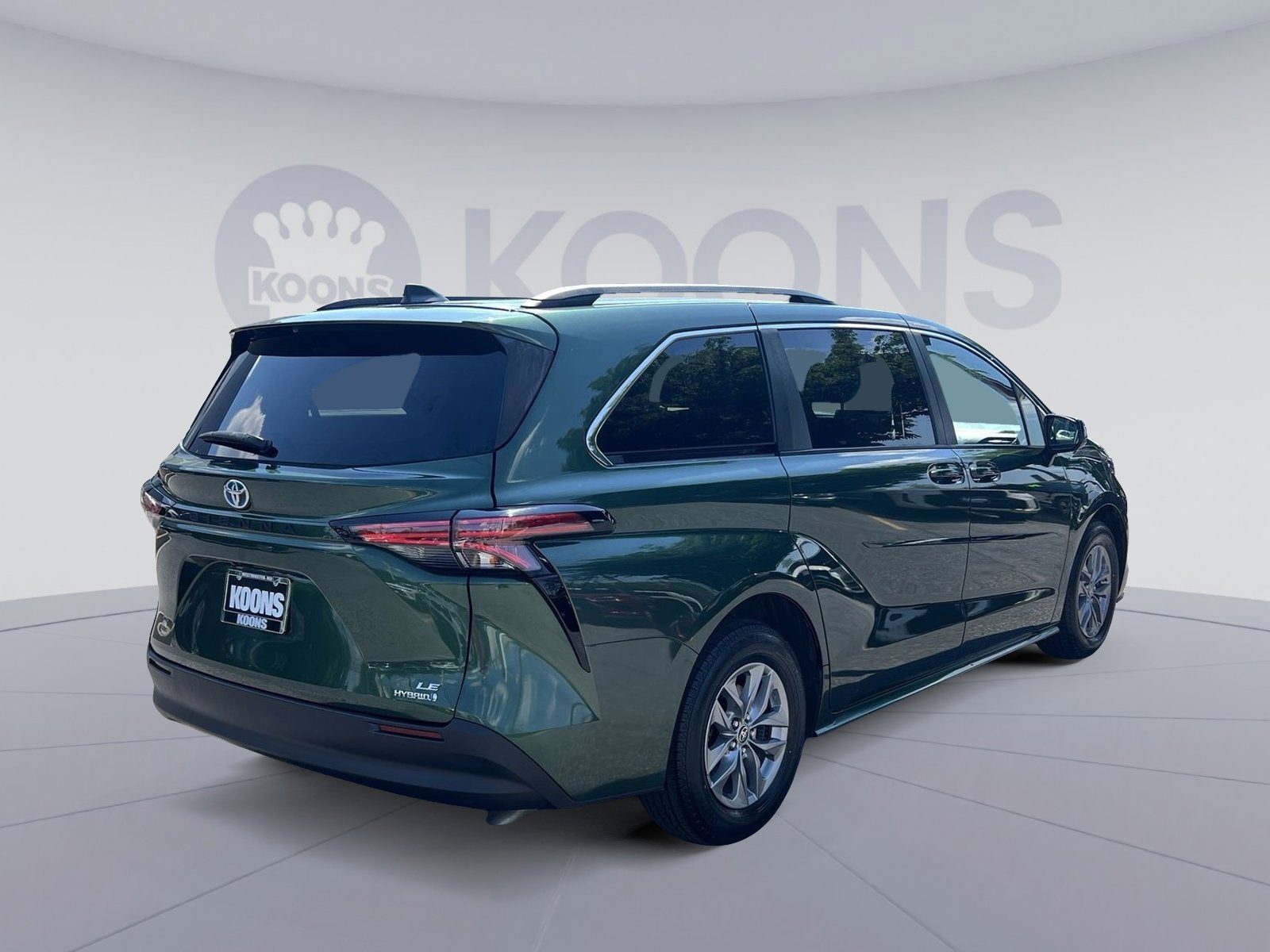 2022 Toyota Sienna LE