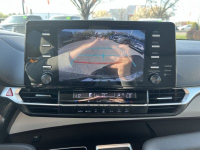 2023 Toyota Sienna LE