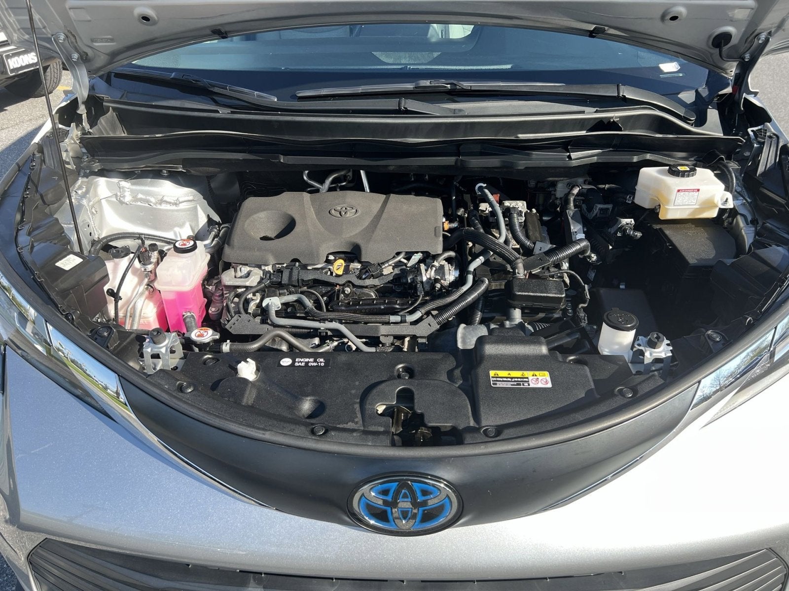 2023 Toyota Sienna LE