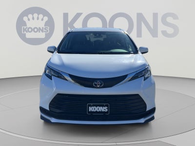 2021 Toyota Sienna LE