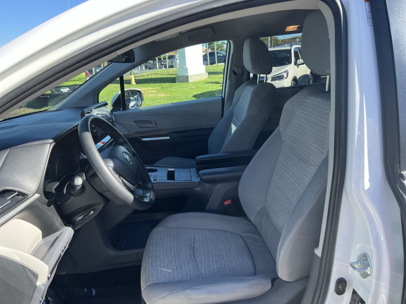 2021 Toyota Sienna LE