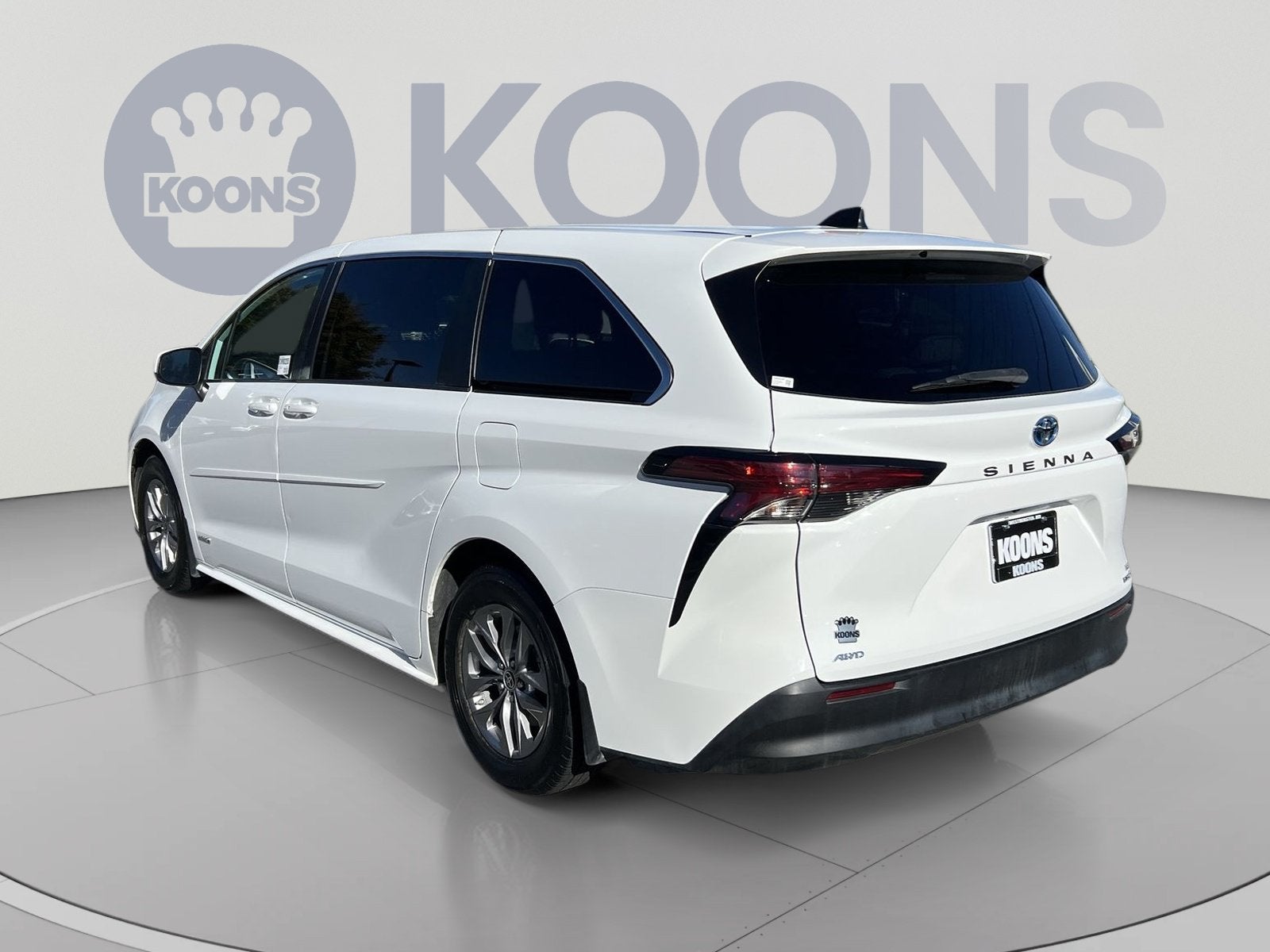 2021 Toyota Sienna LE