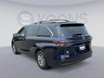 2023 Toyota Sienna LE
