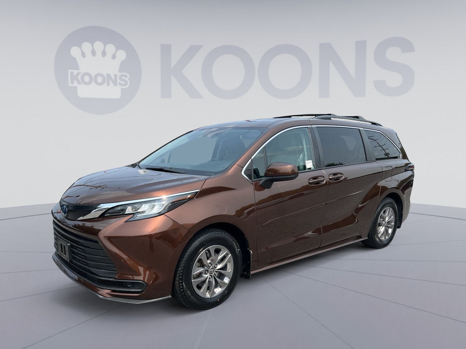 2023 Toyota Sienna LE