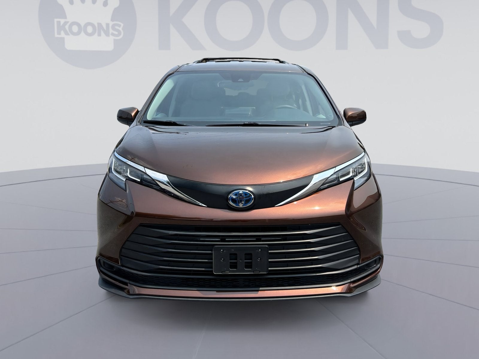 2023 Toyota Sienna LE