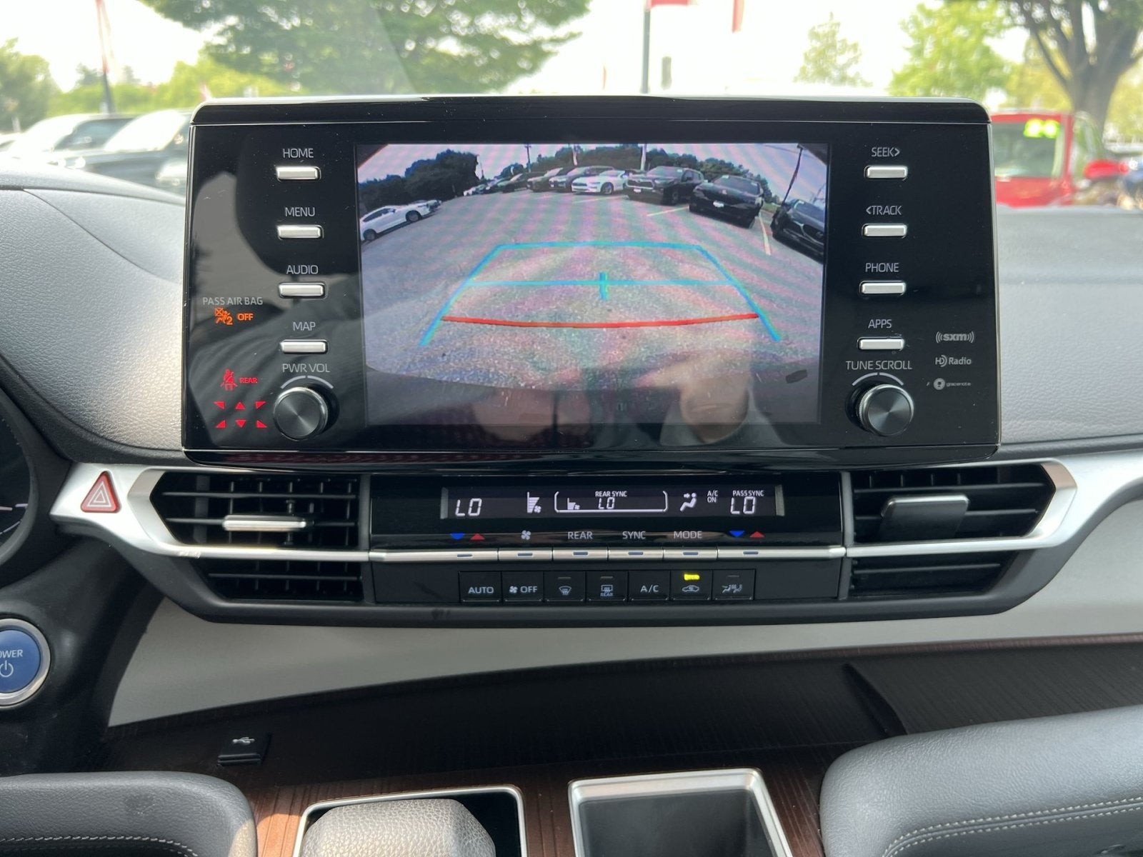 2023 Toyota Sienna LE