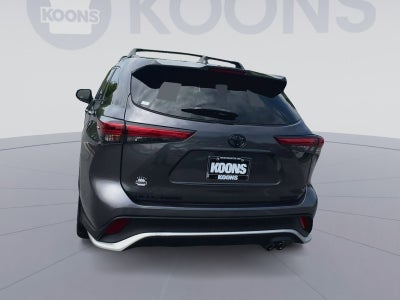 2022 Toyota Highlander XSE