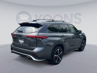 2022 Toyota Highlander XSE