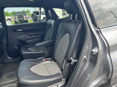 2022 Toyota Highlander XSE