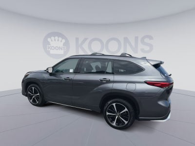 2022 Toyota Highlander XSE