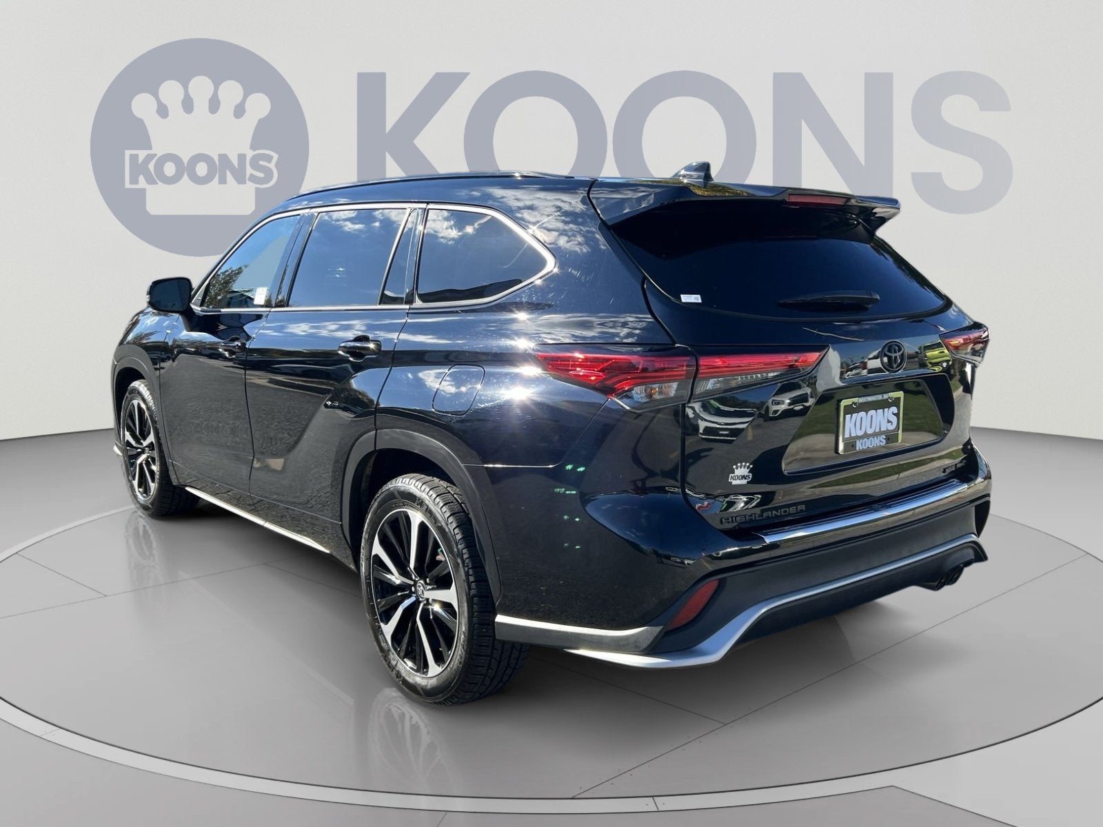 2022 Toyota Highlander XSE