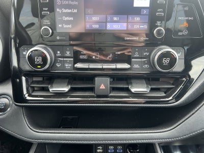 2022 Toyota Highlander XSE