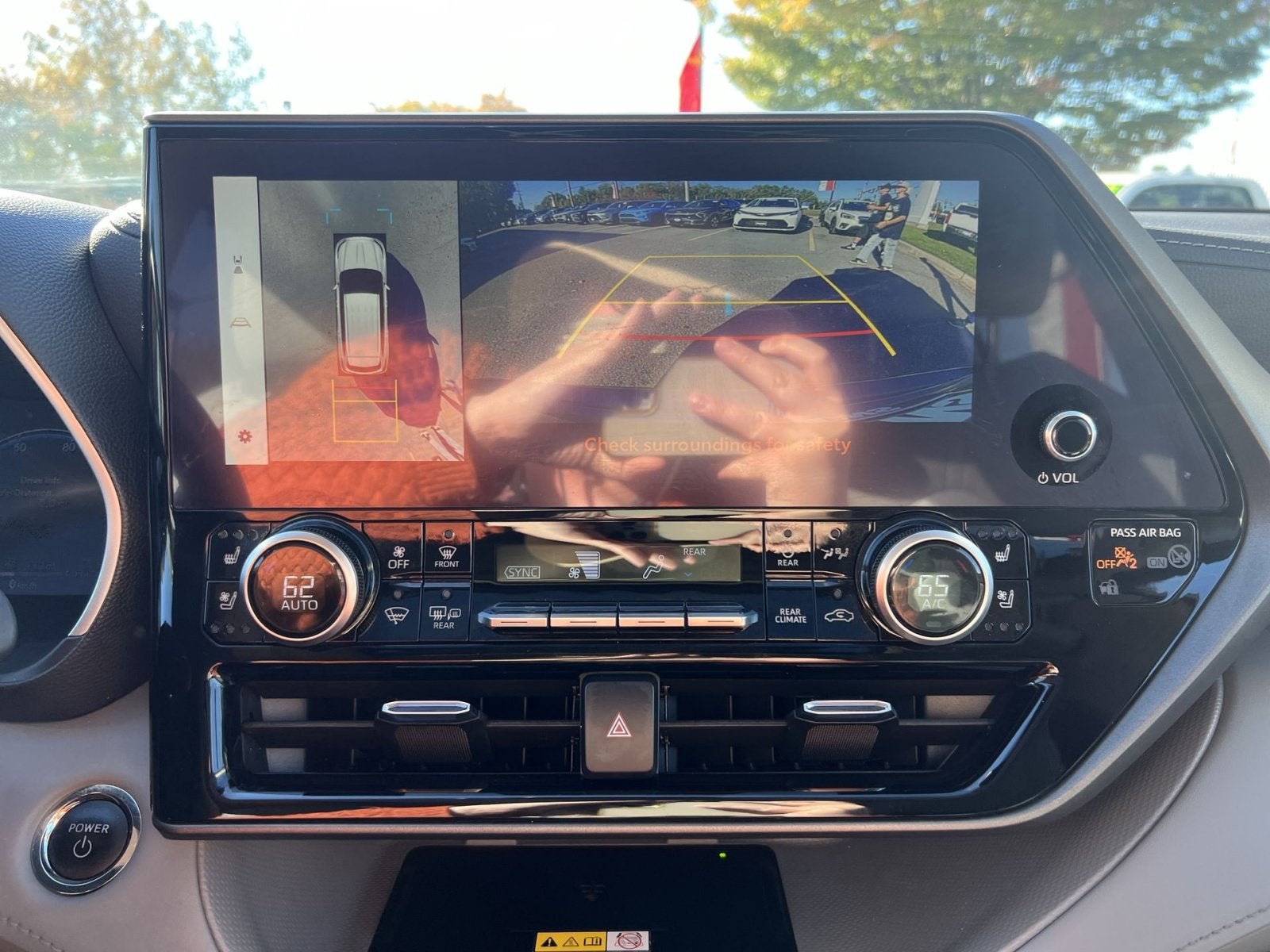 2023 Toyota Highlander Hybrid Limited