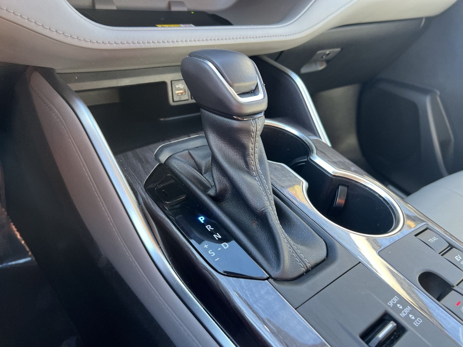 2023 Toyota Highlander Hybrid Limited