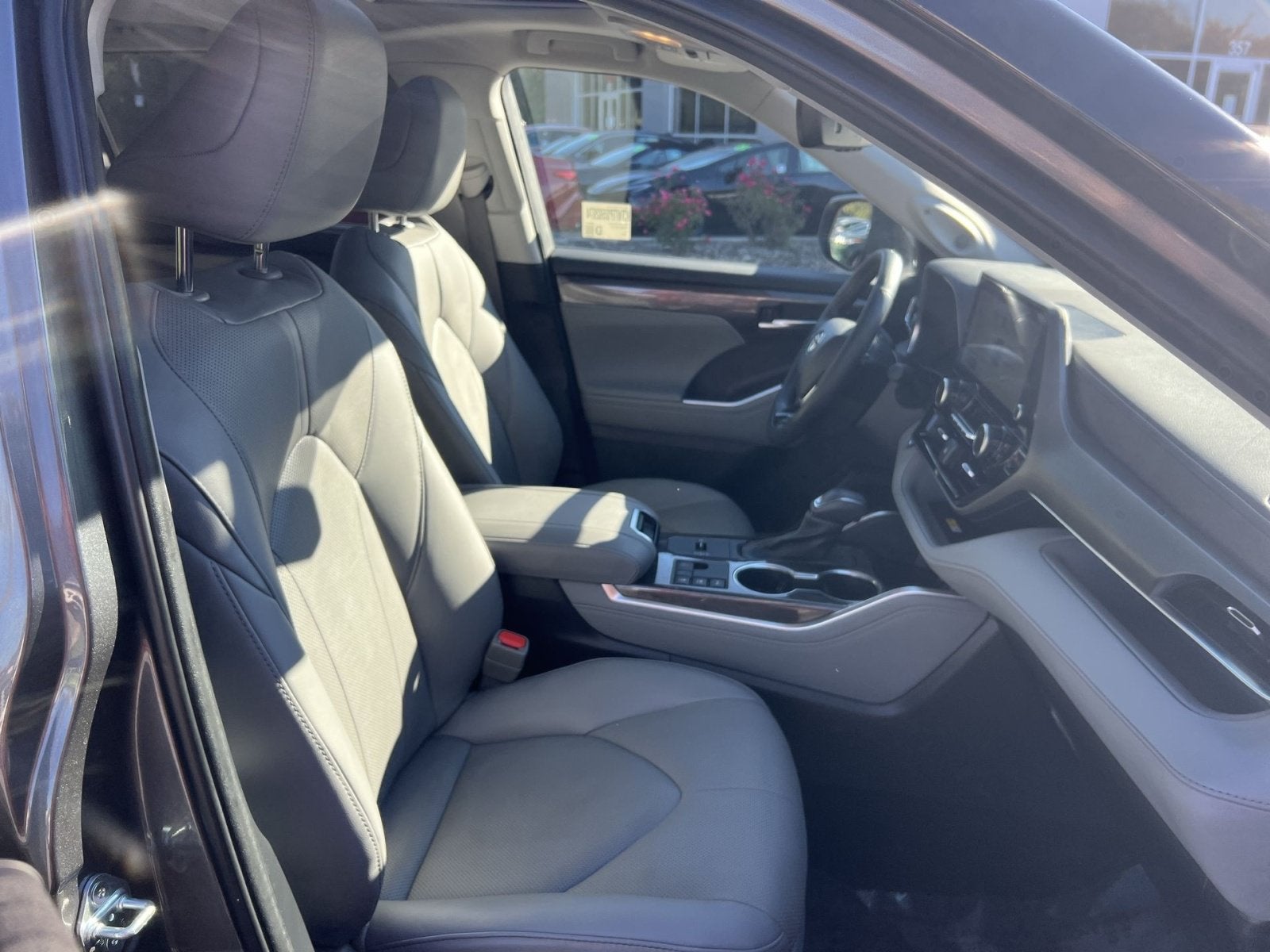 2023 Toyota Highlander Hybrid Limited