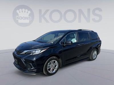 2023 Toyota Sienna XSE