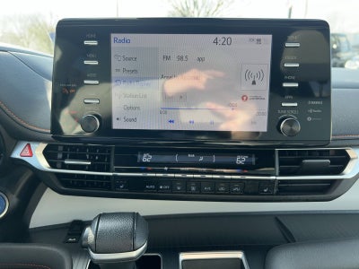 2023 Toyota Sienna XSE