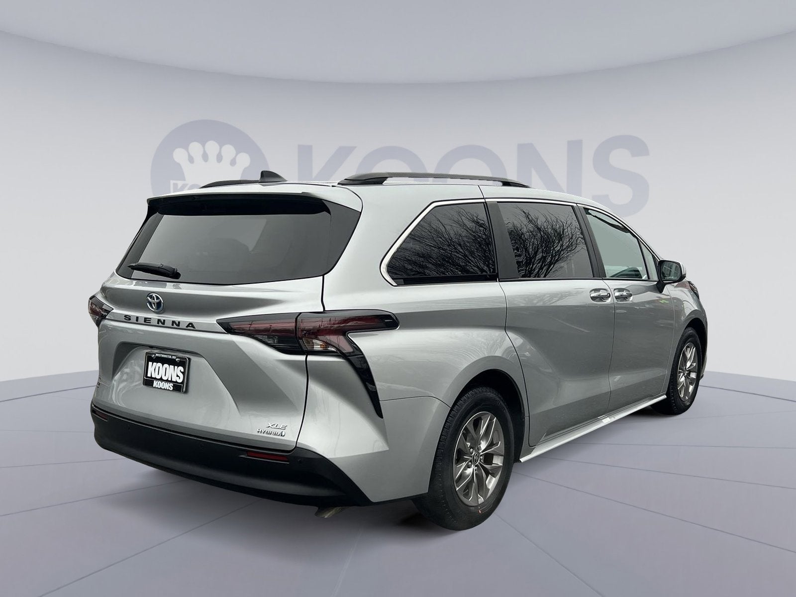 2023 Toyota Sienna XLE