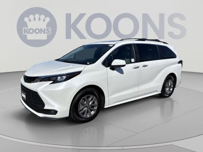 2025 Toyota Sienna XLE