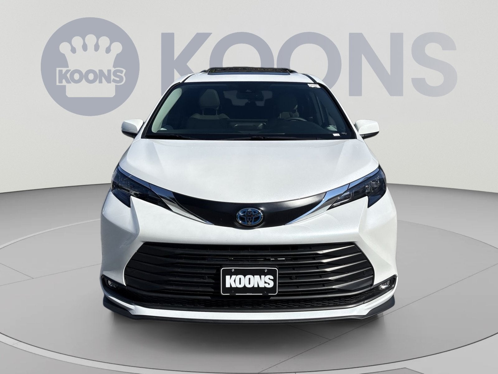 2025 Toyota Sienna XLE