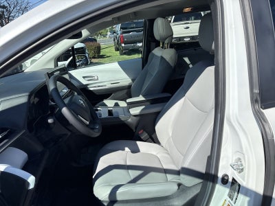 2025 Toyota Sienna XLE