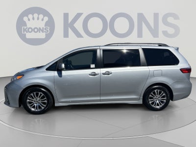 2020 Toyota Sienna XLE